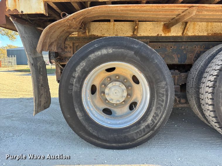 image for item DK0064 2005 Sterling L7500 dump truck