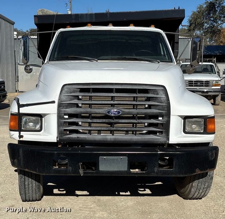 image for item DK0065 1999 Ford F800 dump truck