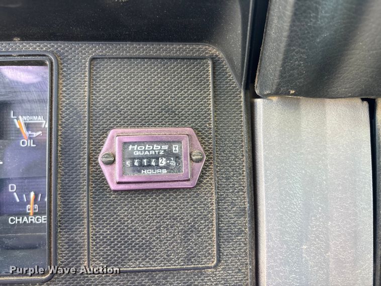 image for item DK0065 1999 Ford F800 dump truck