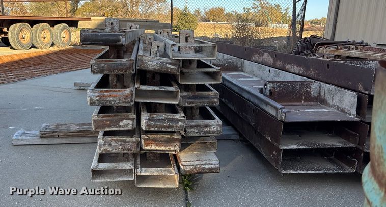 image for item DK0067 Concrete forms, stakes and sprayers