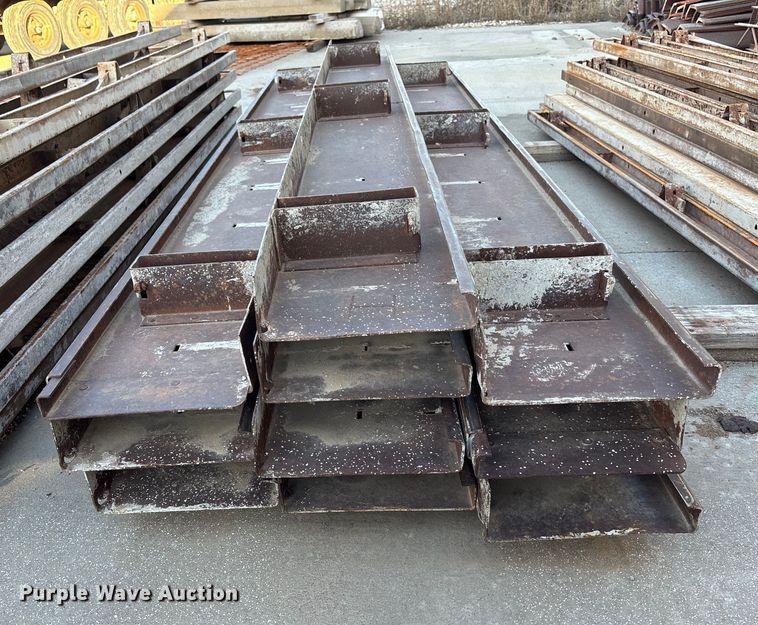 image for item DK0067 Concrete forms, stakes and sprayers