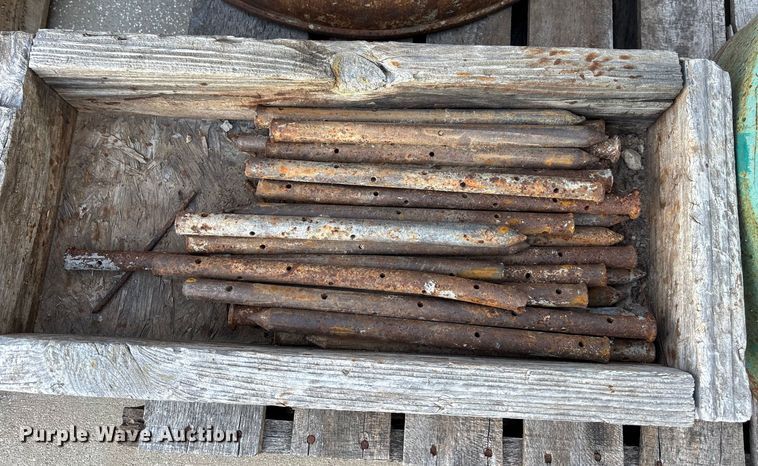 image for item DK0067 Concrete forms, stakes and sprayers