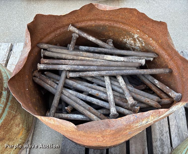 image for item DK0067 Concrete forms, stakes and sprayers