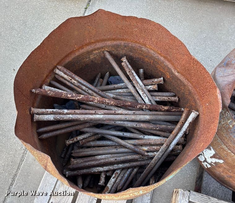 image for item DK0067 Concrete forms, stakes and sprayers