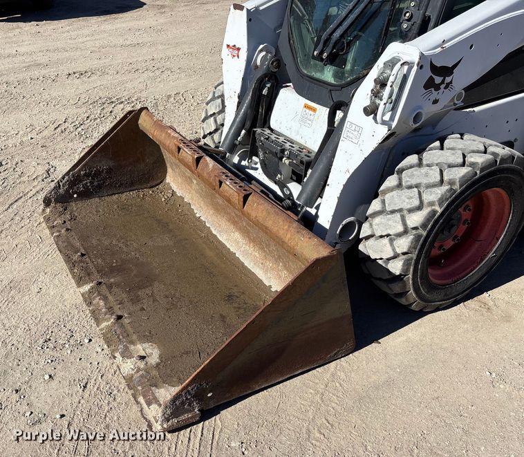 image for item DK0068 2014 Bobcat S590 skid steer loader