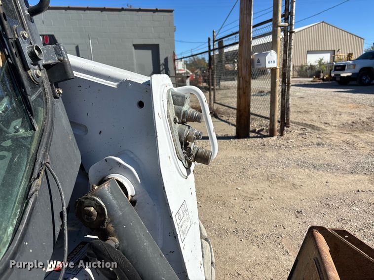 image for item DK0068 2014 Bobcat S590 skid steer loader