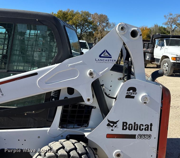 image for item DK0068 2014 Bobcat S590 skid steer loader