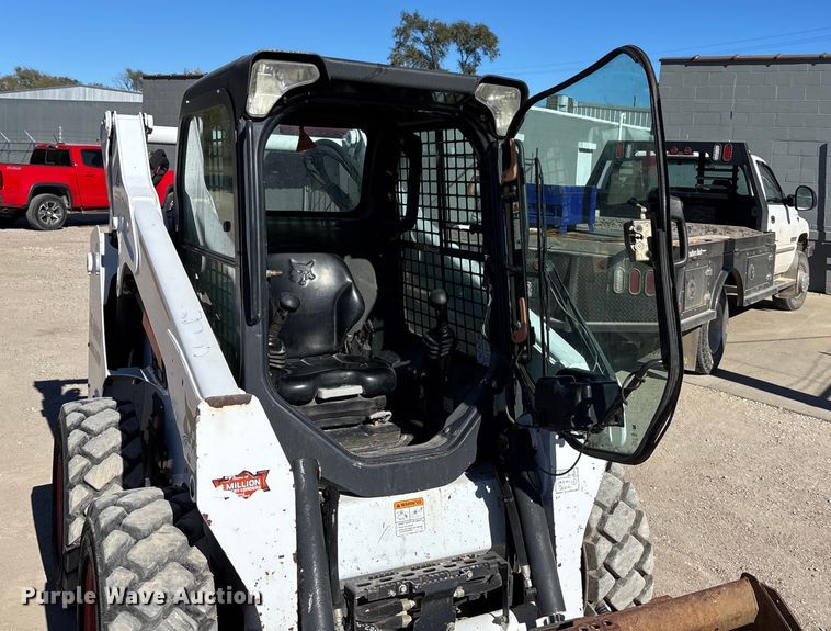 image for item DK0068 2014 Bobcat S590 skid steer loader
