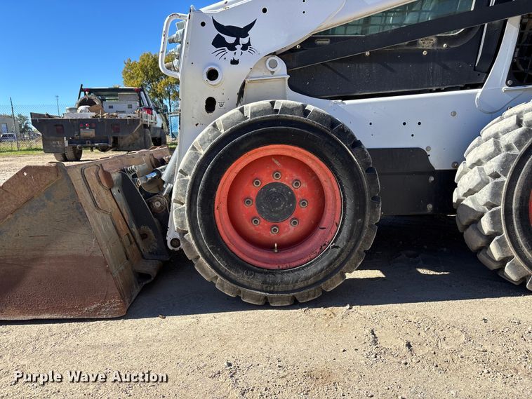 image for item DK0068 2014 Bobcat S590 skid steer loader