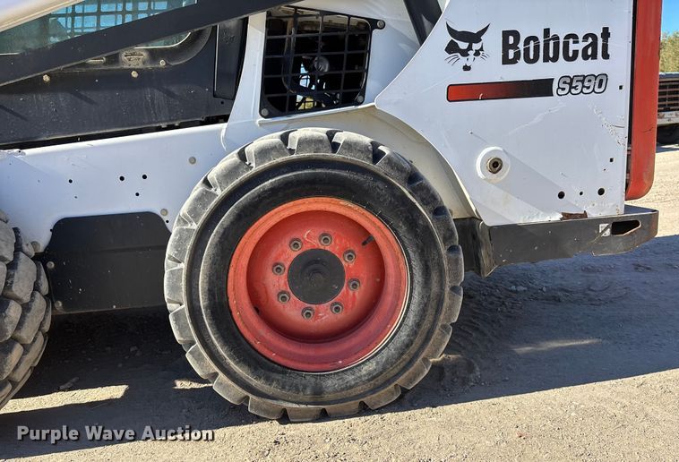image for item DK0068 2014 Bobcat S590 skid steer loader
