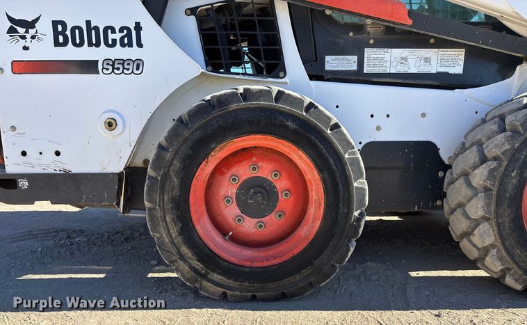 image for item DK0068 2014 Bobcat S590 skid steer loader