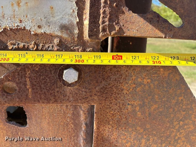 image for item DK0069 1986 International 1754 dump truck