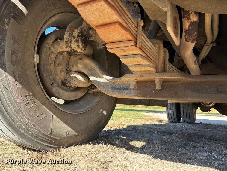 image for item DK0069 1986 International 1754 dump truck