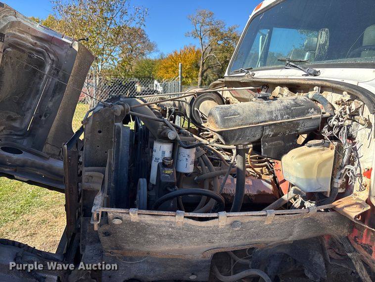 image for item DK0069 1986 International 1754 dump truck