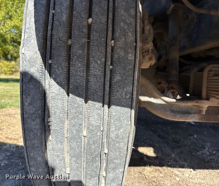 image for item DK0069 1986 International 1754 dump truck