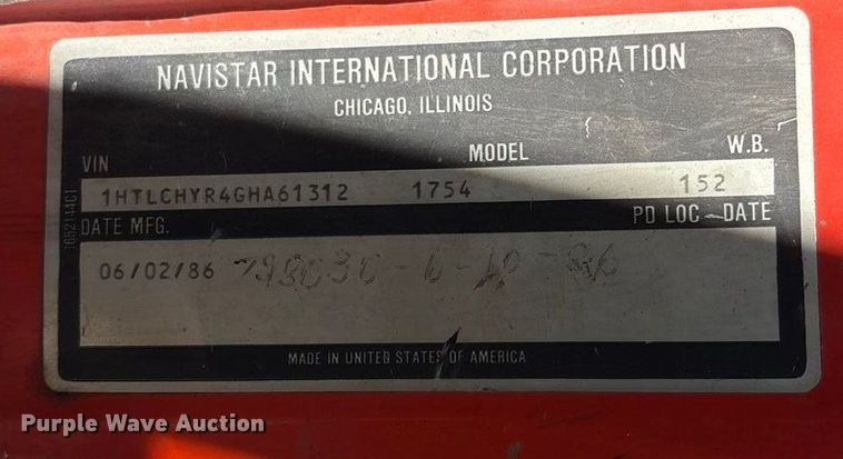 image for item DK0069 1986 International 1754 dump truck