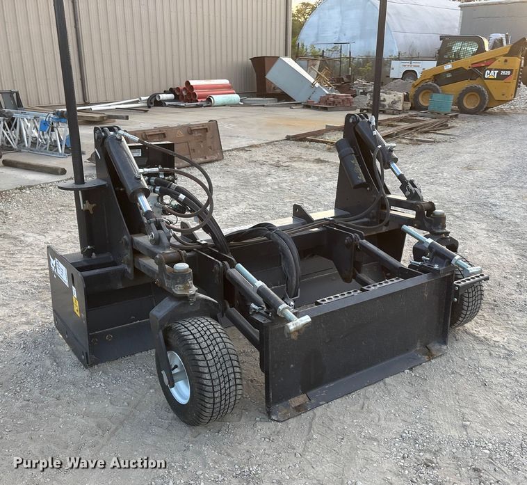 image for item DK0070 2023 Bobcat HD84 skid steer laser box blade