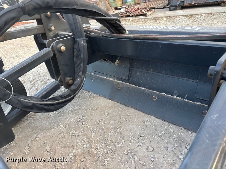 image for item DK0070 2023 Bobcat HD84 skid steer laser box blade