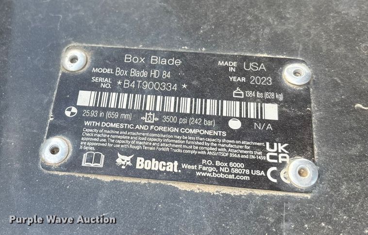 image for item DK0070 2023 Bobcat HD84 skid steer laser box blade