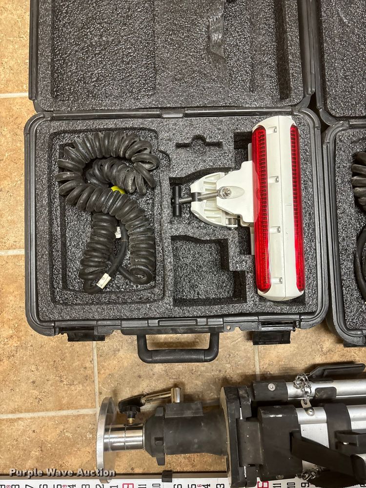 image for item DK0070 2023 Bobcat HD84 skid steer laser box blade