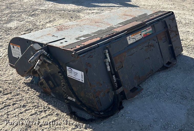 image for item DK0072 Bobcat Sweeper 72
