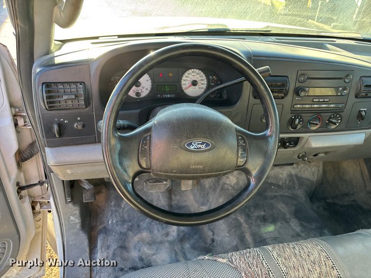 image for item DK0074 2007 Ford F350 Super Duty Crew Cab pickup truck