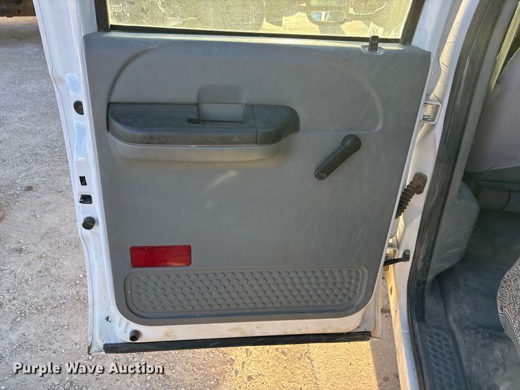 image for item DK0074 2007 Ford F350 Super Duty Crew Cab pickup truck