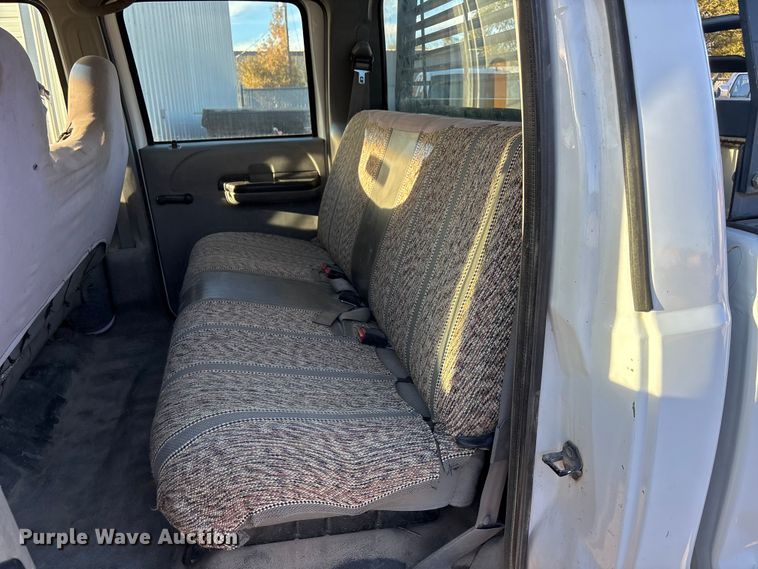 image for item DK0074 2007 Ford F350 Super Duty Crew Cab pickup truck