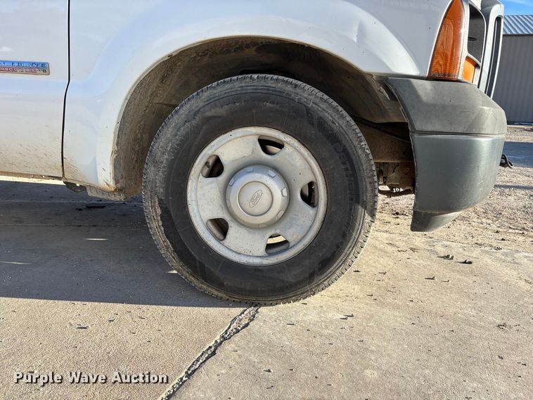 image for item DK0074 2007 Ford F350 Super Duty Crew Cab pickup truck