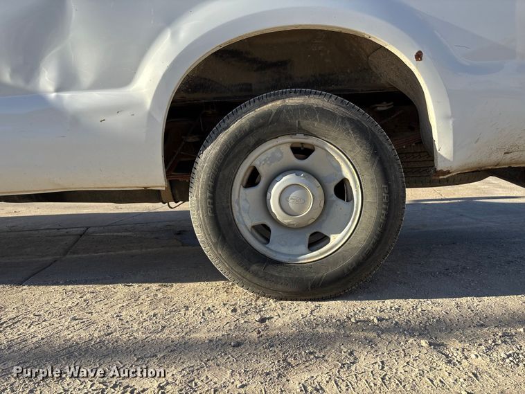 image for item DK0074 2007 Ford F350 Super Duty Crew Cab pickup truck