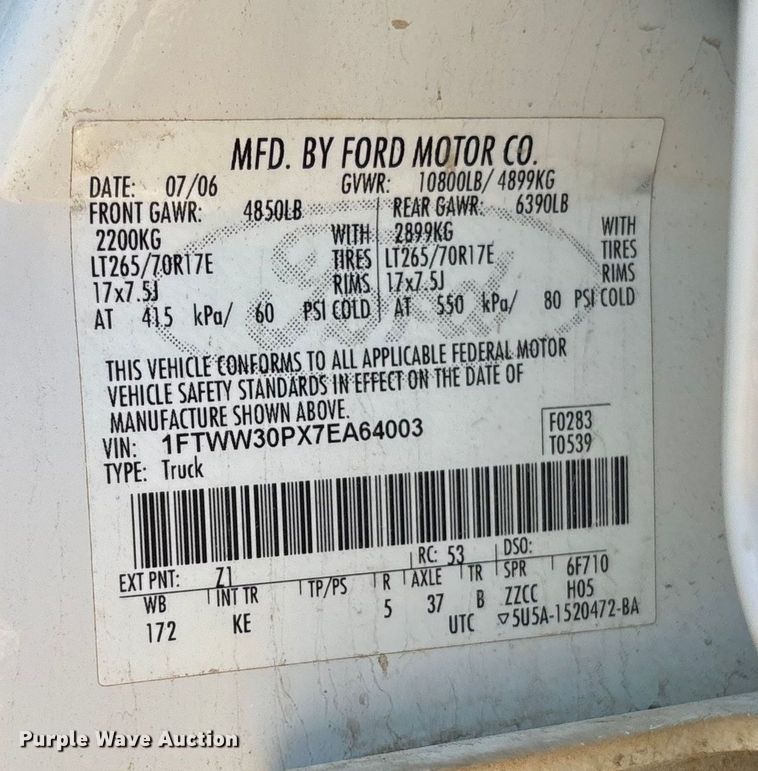 image for item DK0074 2007 Ford F350 Super Duty Crew Cab pickup truck