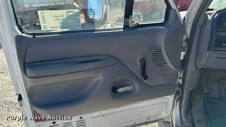 image for item DK0076 1997 Ford F-Super Duty flatbed truck