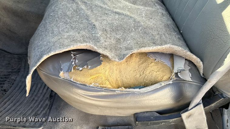 image for item DK0076 1997 Ford F-Super Duty flatbed truck