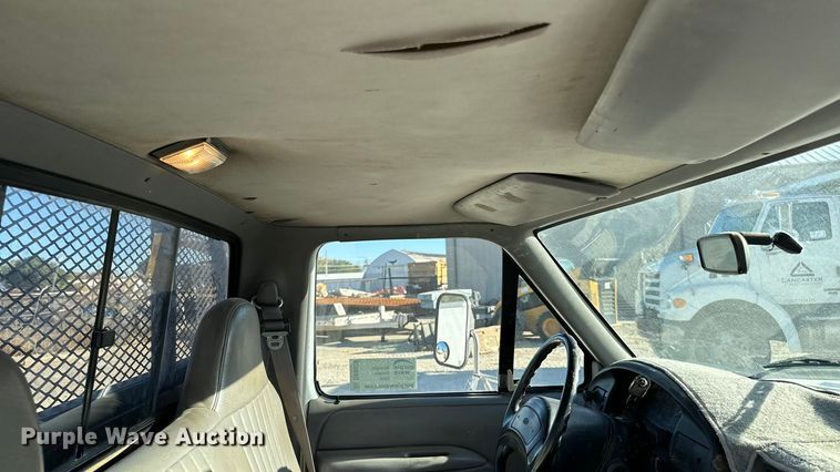 image for item DK0076 1997 Ford F-Super Duty flatbed truck