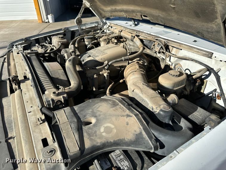 image for item DK0076 1997 Ford F-Super Duty flatbed truck