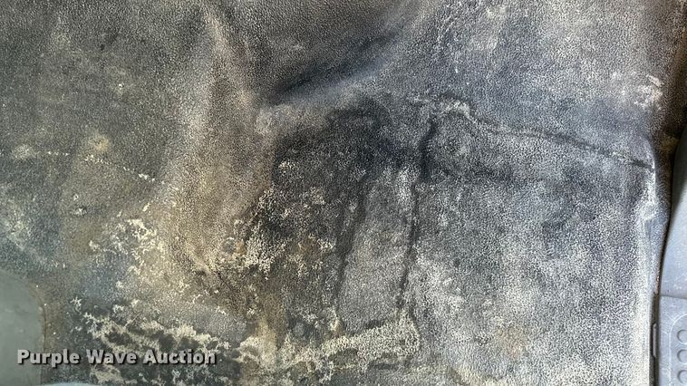 image for item DK0077 2005 Ford F350 Super Duty Crew Cab pickup truck