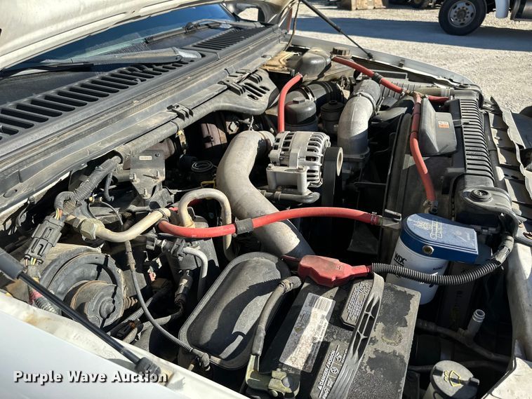 image for item DK0077 2005 Ford F350 Super Duty Crew Cab pickup truck