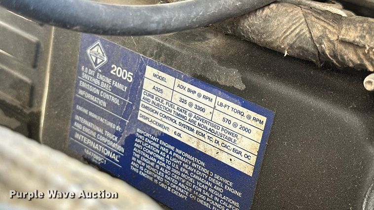 image for item DK0077 2005 Ford F350 Super Duty Crew Cab pickup truck