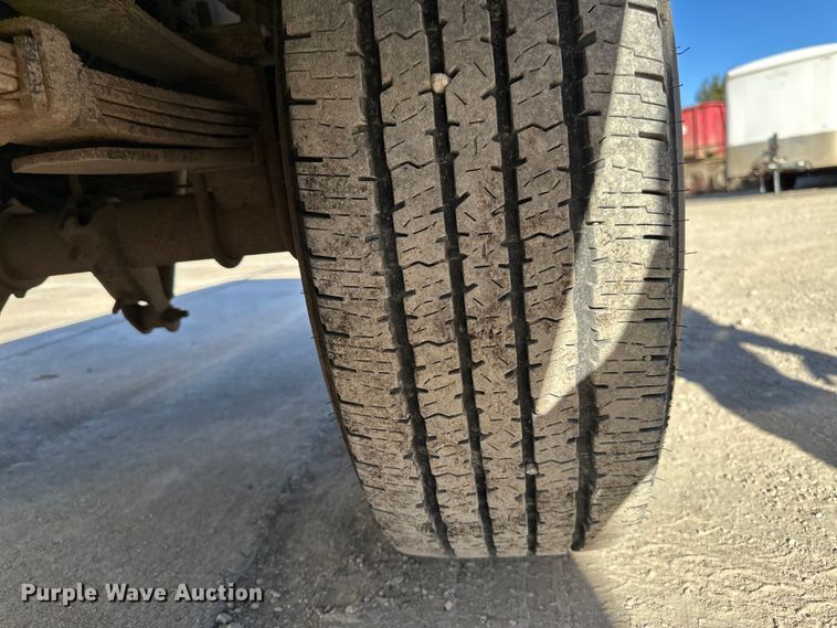 image for item DK0077 2005 Ford F350 Super Duty Crew Cab pickup truck