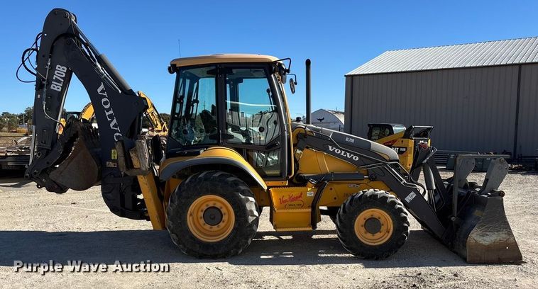 image for item DK0079 Volvo BL70B backhoe