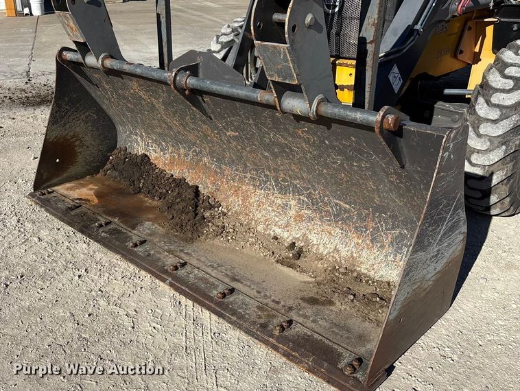 image for item DK0079 Volvo BL70B backhoe