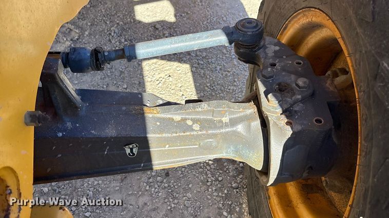 image for item DK0079 Volvo BL70B backhoe