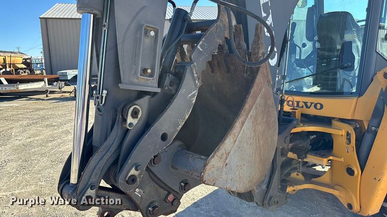 image for item DK0079 Volvo BL70B backhoe