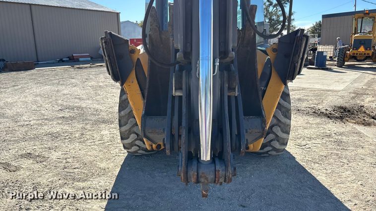 image for item DK0079 Volvo BL70B backhoe