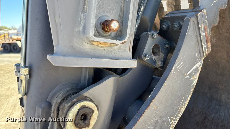 image for item DK0079 Volvo BL70B backhoe