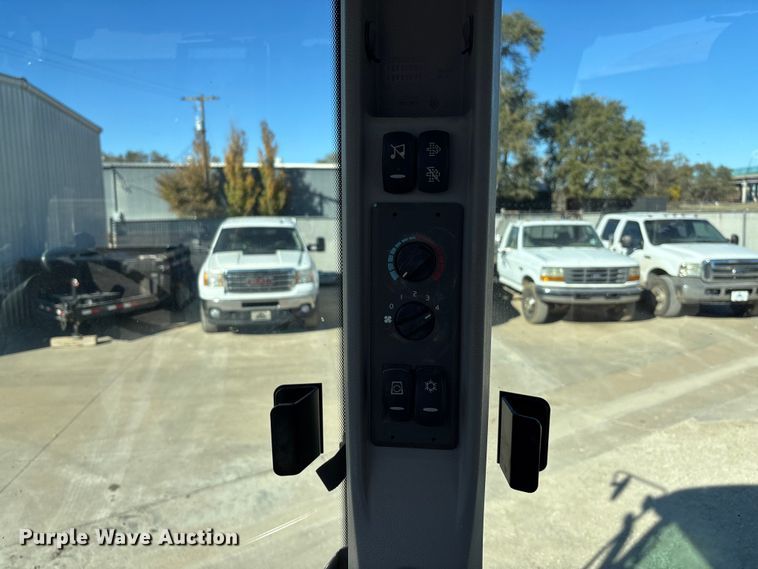 image for item DK0079 Volvo BL70B backhoe