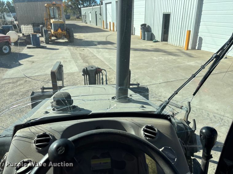 image for item DK0079 Volvo BL70B backhoe