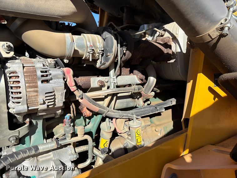 image for item DK0079 Volvo BL70B backhoe