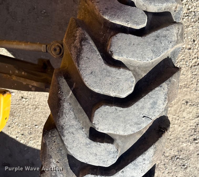 image for item DK0079 Volvo BL70B backhoe