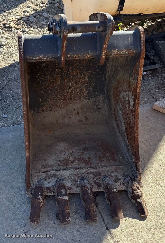 image for item DK0079 Volvo BL70B backhoe